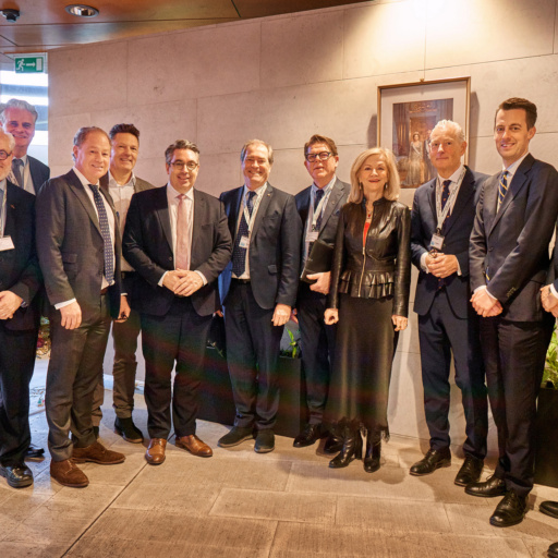 Aurubis Unterschrift-Termin